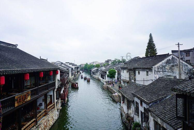 深圳南山区公办中小学，2024应届生第1批招录404人，研究生占73%
